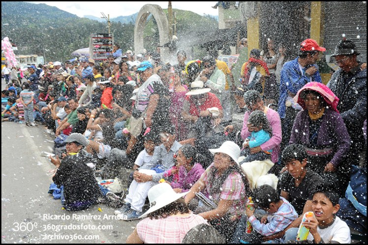 Carnaval 2013. Guaranda, provincia de Bolivar, Ecuador., 10 de febrero de 2013.
