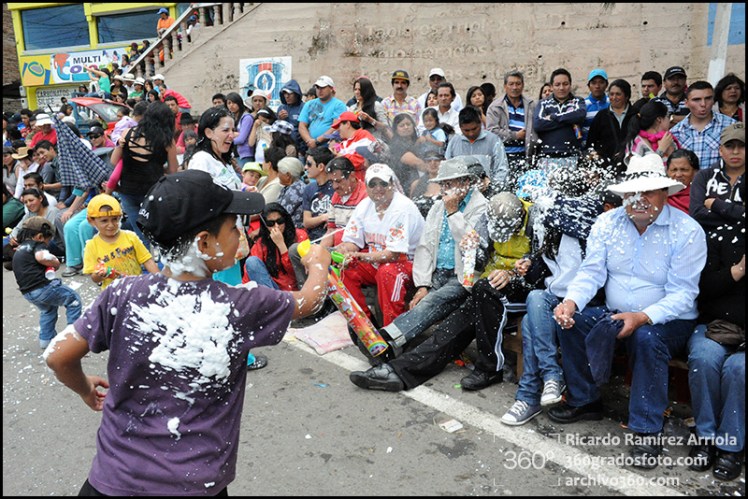 Carnaval 2013. Guaranda, provincia de Bolivar, Ecuador., 10 de febrero de 2013.