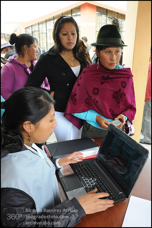 Elecciones en Ecuador. 17 de febrero de 2013.