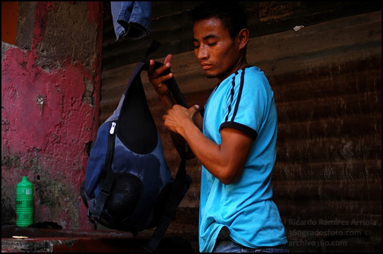 Migrante centroamericano. Albergue Parroquial. Tierra Blanca, Veracruz, México, 2009. ©Amnesty International Foto: Ricardo Ramírez Arriola